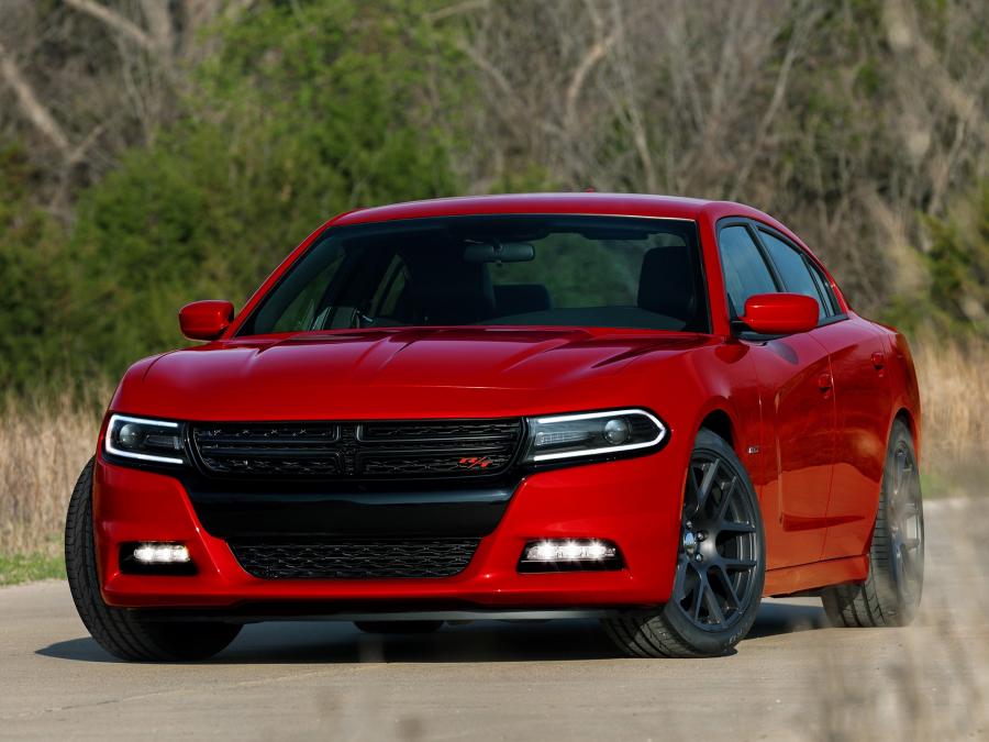  Dodge Charger R/T 2015 года  (фото 1 из 61)